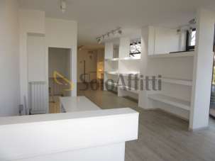 Renta 5 vetrine, Sesto Fiorentino Renta 5 vetrine, Sesto Fiorentino