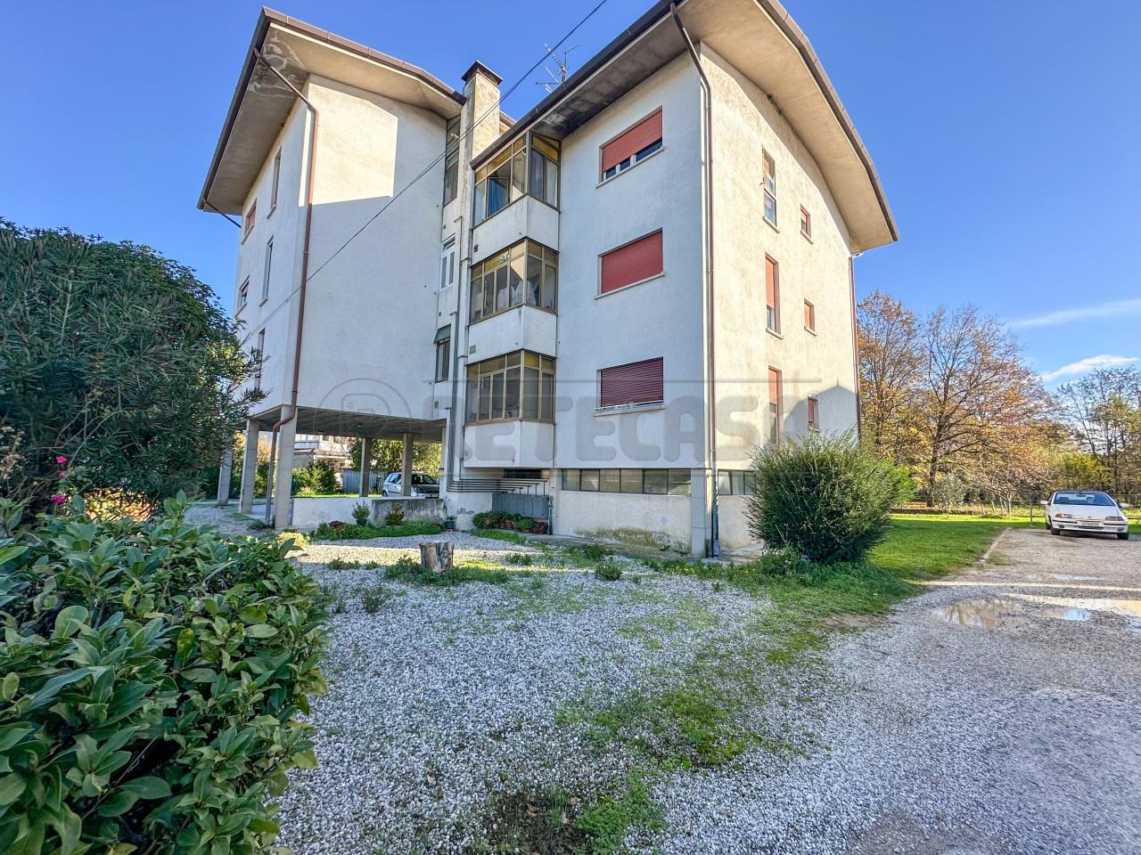 Vendita Esavani, Palmanova foto