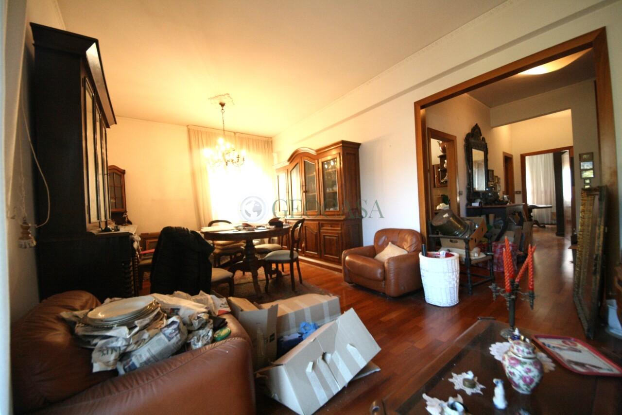 appartamento in vendita a La Spezia in zona Canaletto / Buonviaggio / Migliarina