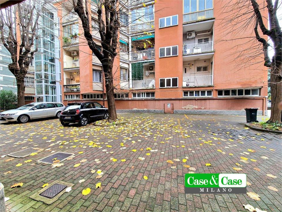 Venta Dos habitaciones, Milano foto