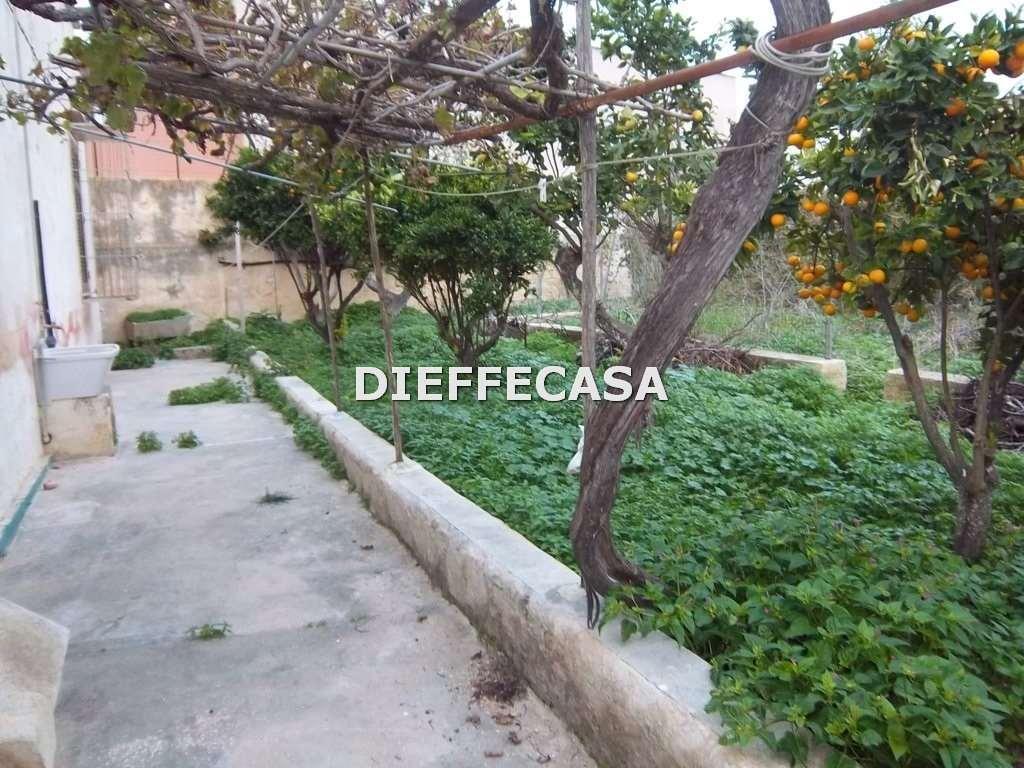 Verkauf vendita, Marsala foto