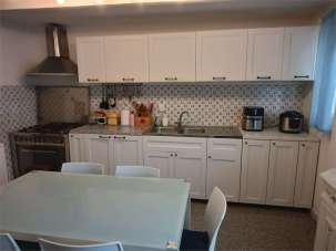 Verkauf vendita, Luni Verkauf vendita, Luni