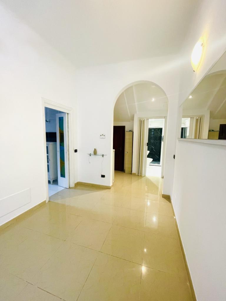 Verkauf Pentavani, Arcola foto