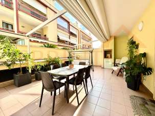 Verkauf Vier zimmer, Monopoli Verkauf Vier zimmer, Monopoli