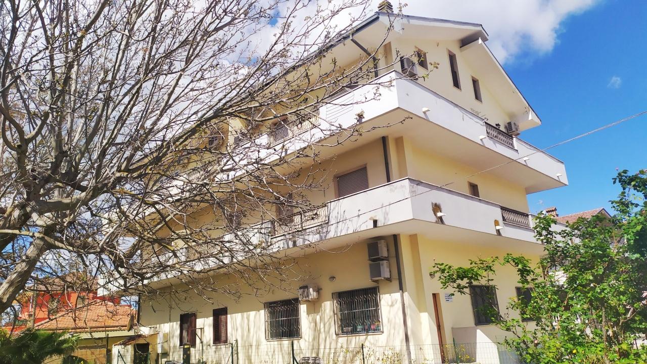 Vendita Quadrivani, Manoppello foto