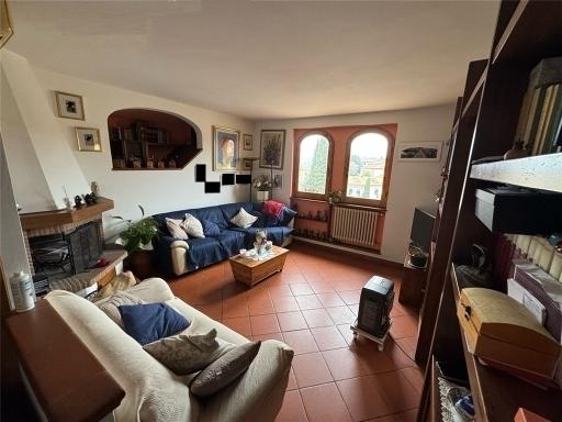 Vendita IN PICCOLO CONDOMINIO, Signa foto