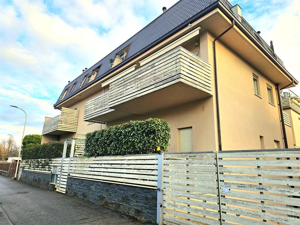 Affitto Appartamento, Seregno foto