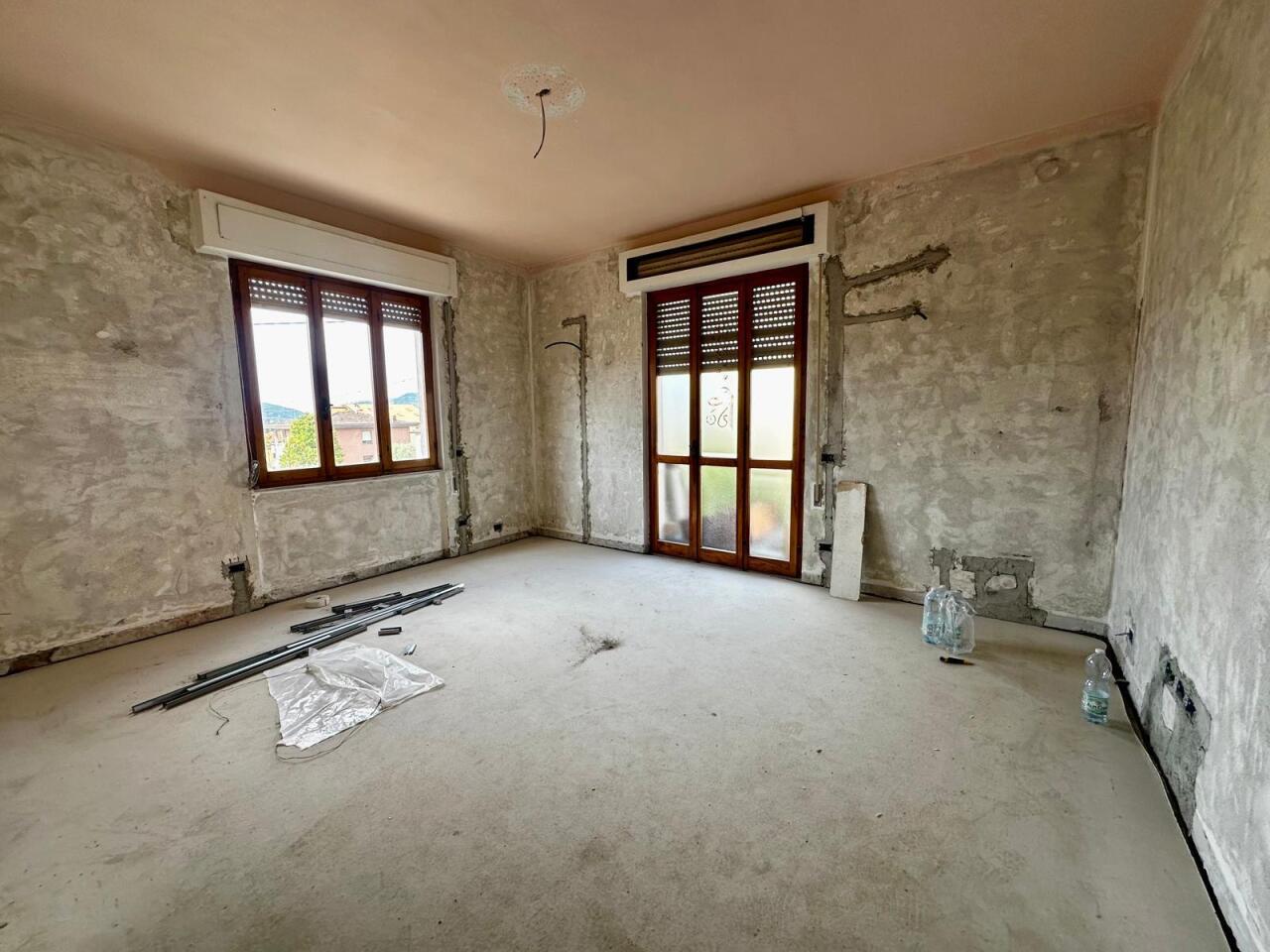 Vendita Esavani, Sarzana foto