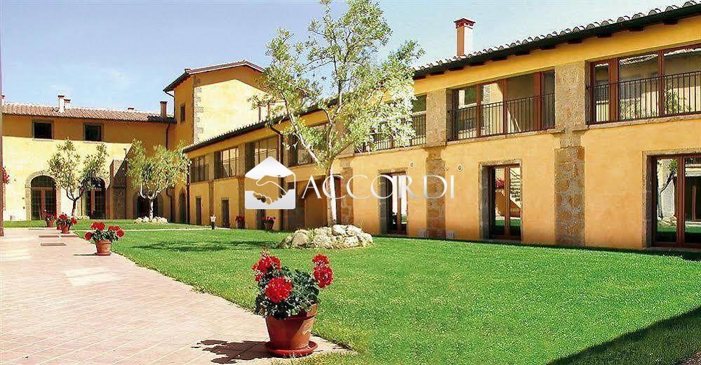 Vendita Monovano, Montalcino foto