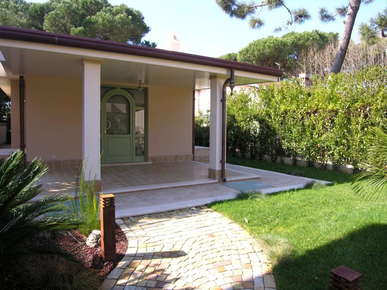 Vendita Multivani, Forte dei Marmi foto