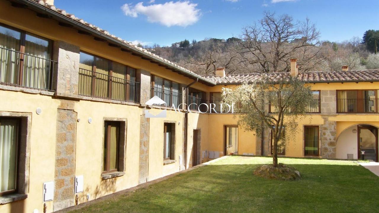 Venta Dos habitaciones, Montalcino foto