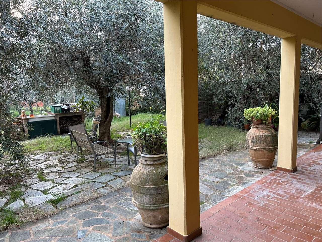 Affitto affitto, Magione foto