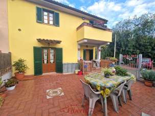 Verkauf Vier zimmer, Massarosa Verkauf Vier zimmer, Massarosa