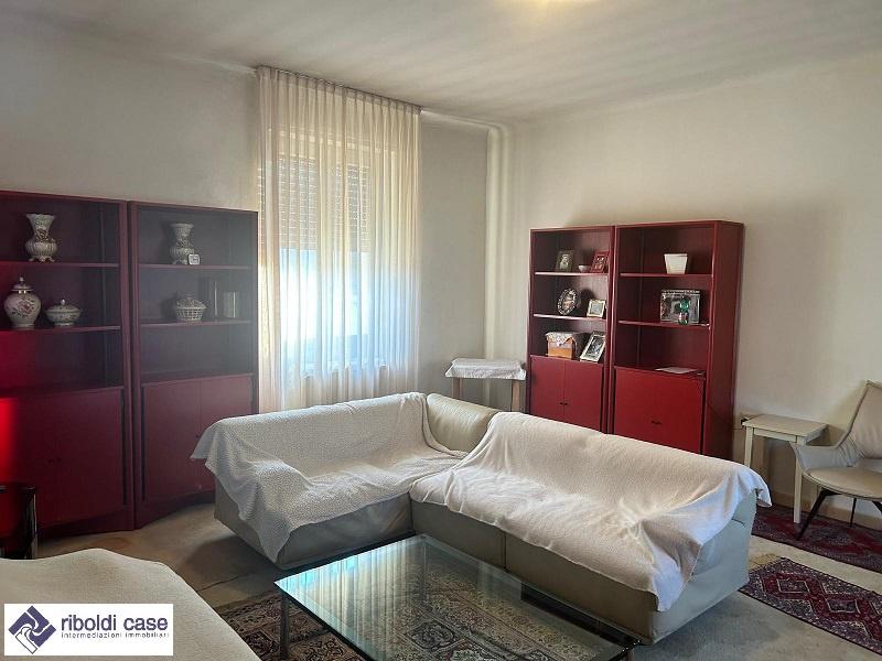 Vendita Pentavani, Cesano Maderno foto