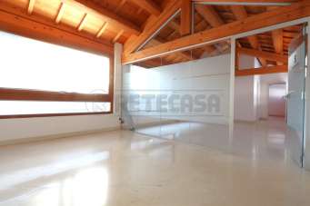 Mieten Esavani, Camisano Vicentino