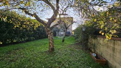 Vendita Pentavani, Castelfranco Piandisco Vendita Pentavani, Castelfranco Piandisco