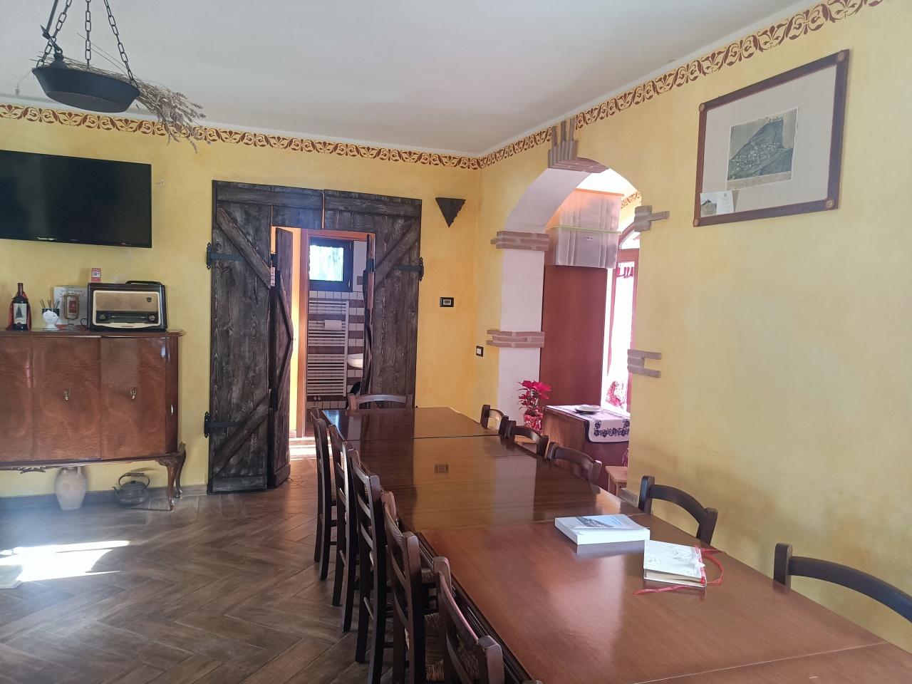 Vendita Eptavani, Maiolo foto