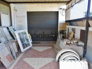 Affitto 1 vetrina, Fiumicino