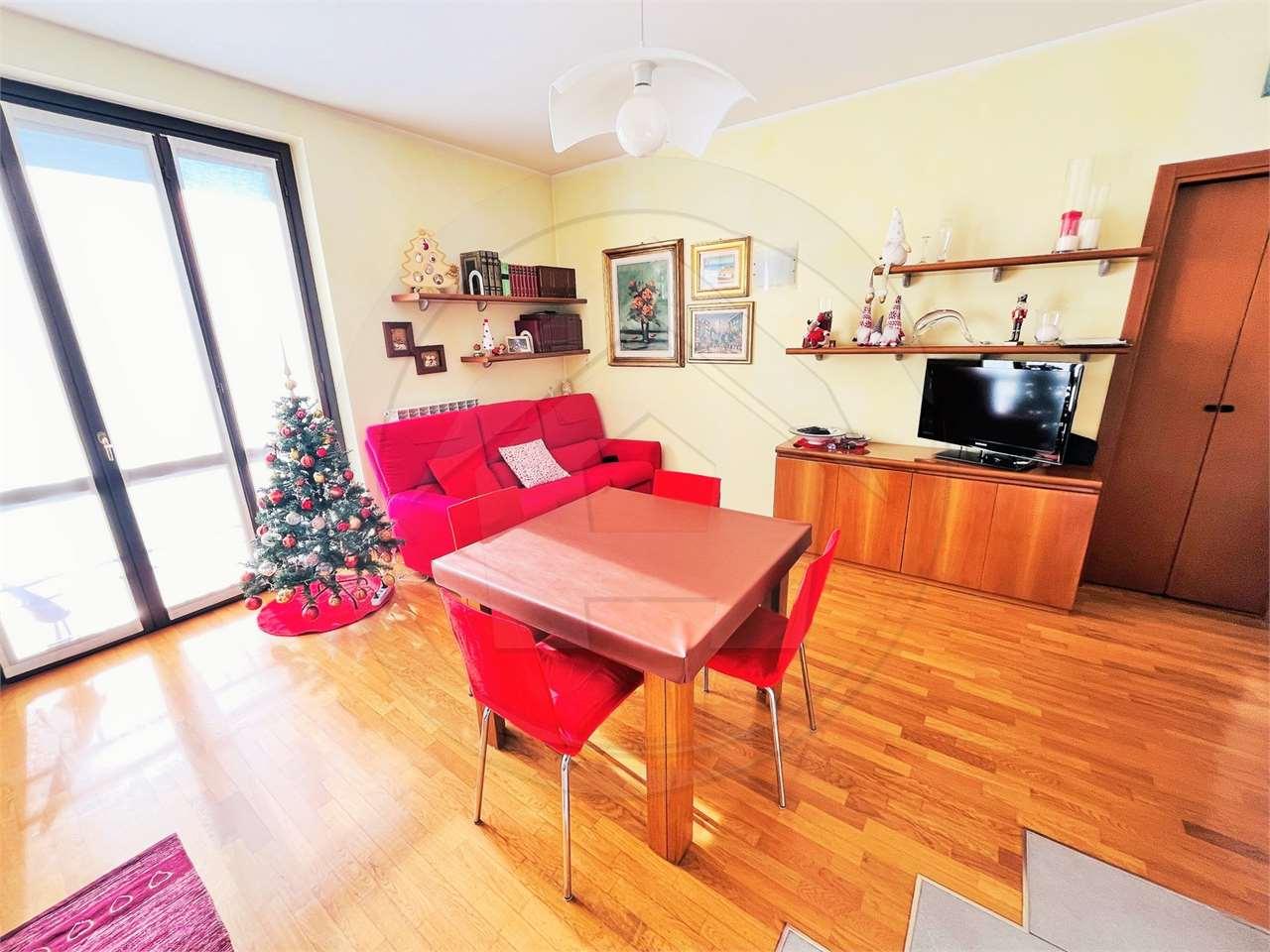 Vendita vendita, Cesano Maderno foto