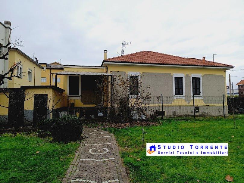 Affitto Esavani, Cormano foto