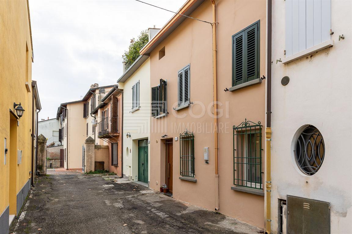 Vendita Casa Semindipendente, Bagnara di Romagna foto