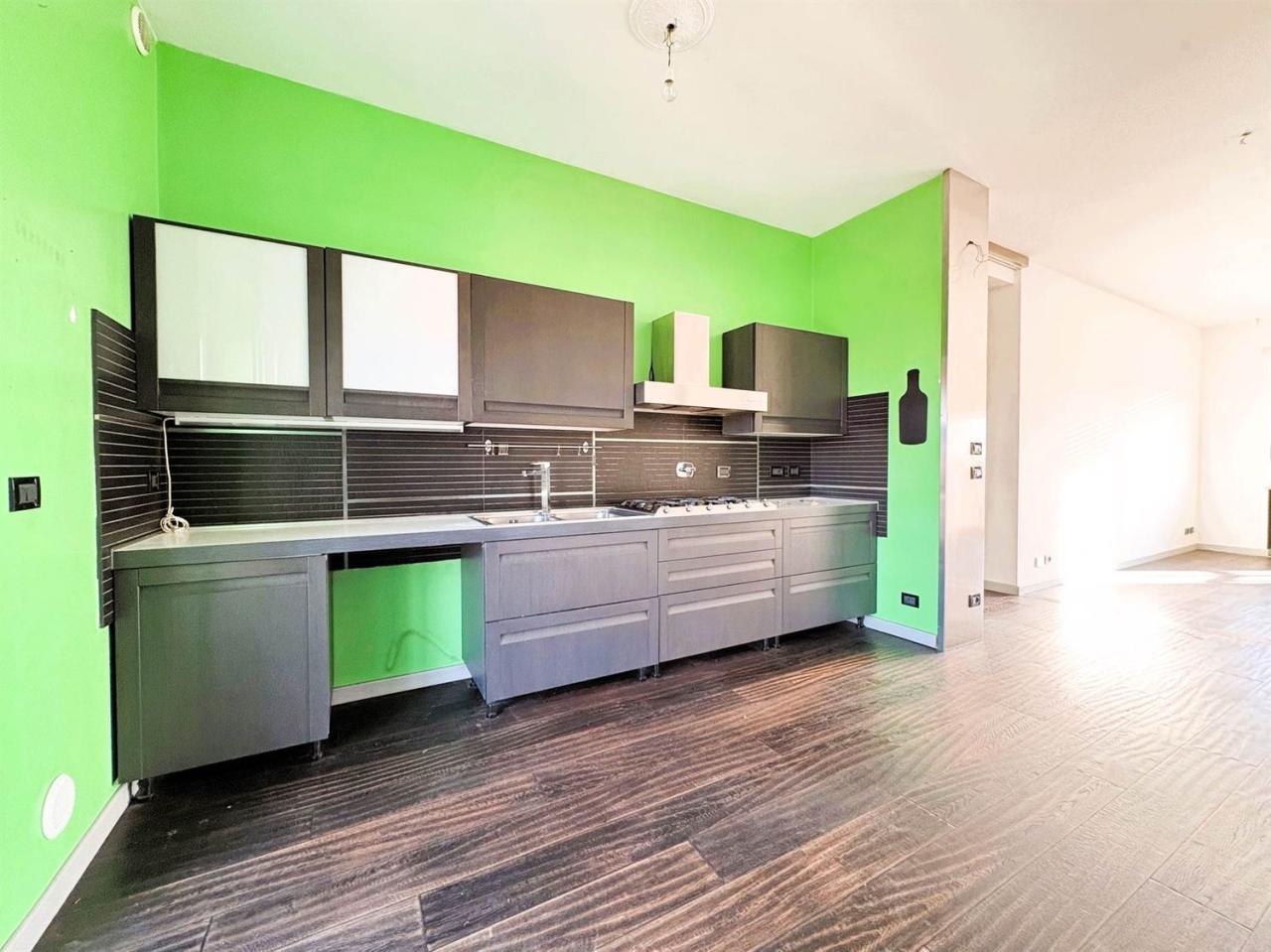 Vendita Quadrivani, Chieri foto