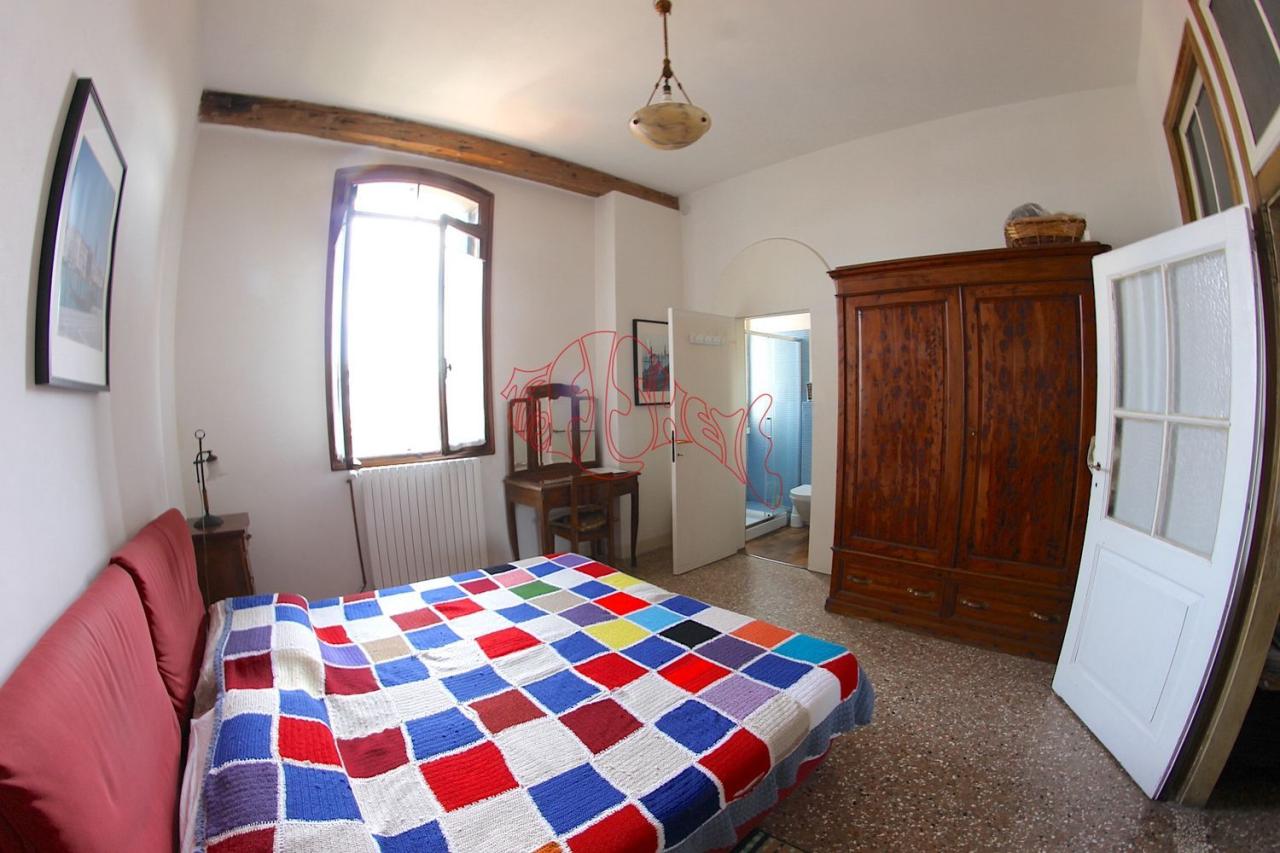 Vendita Esavani, Venezia foto