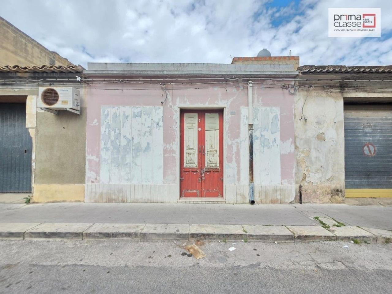 Vendita Bivani, Vittoria foto