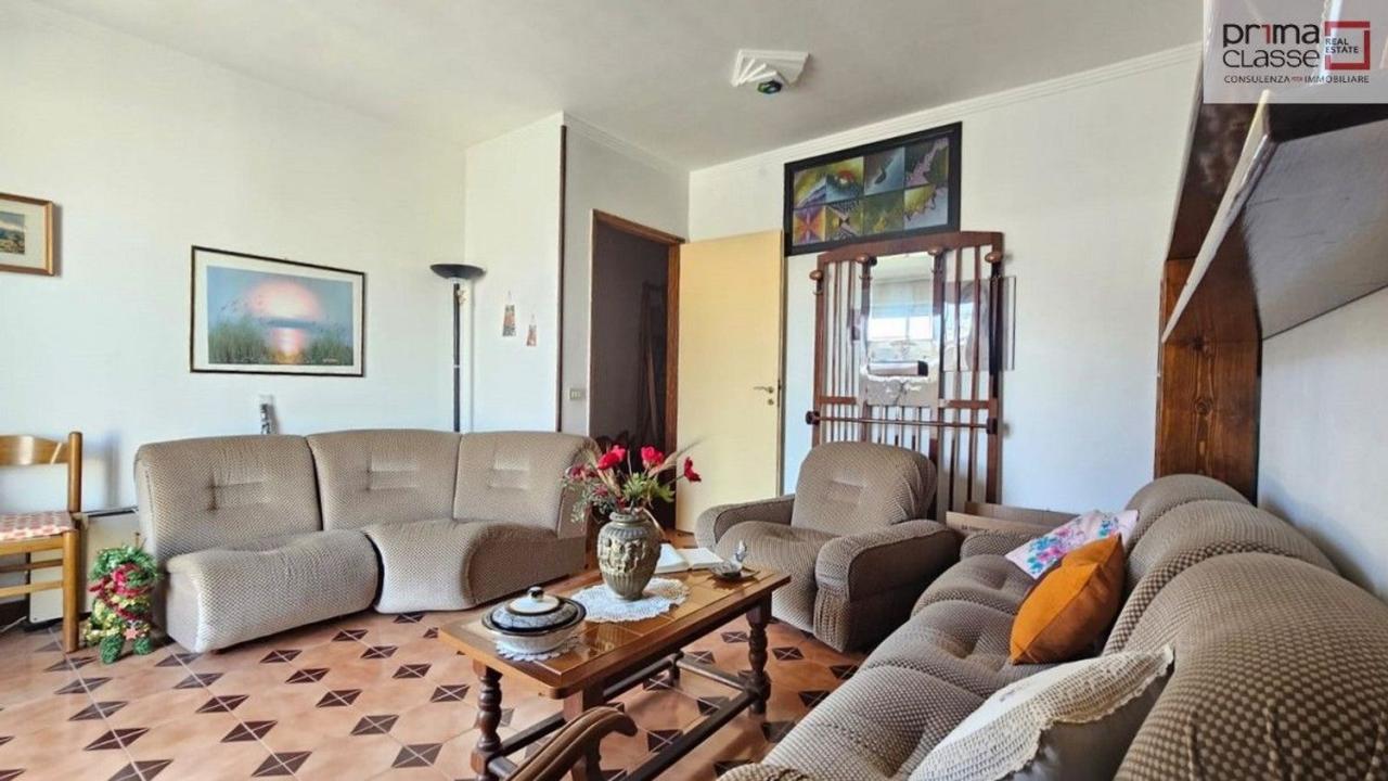 Vendita Pentavani, Vittoria foto