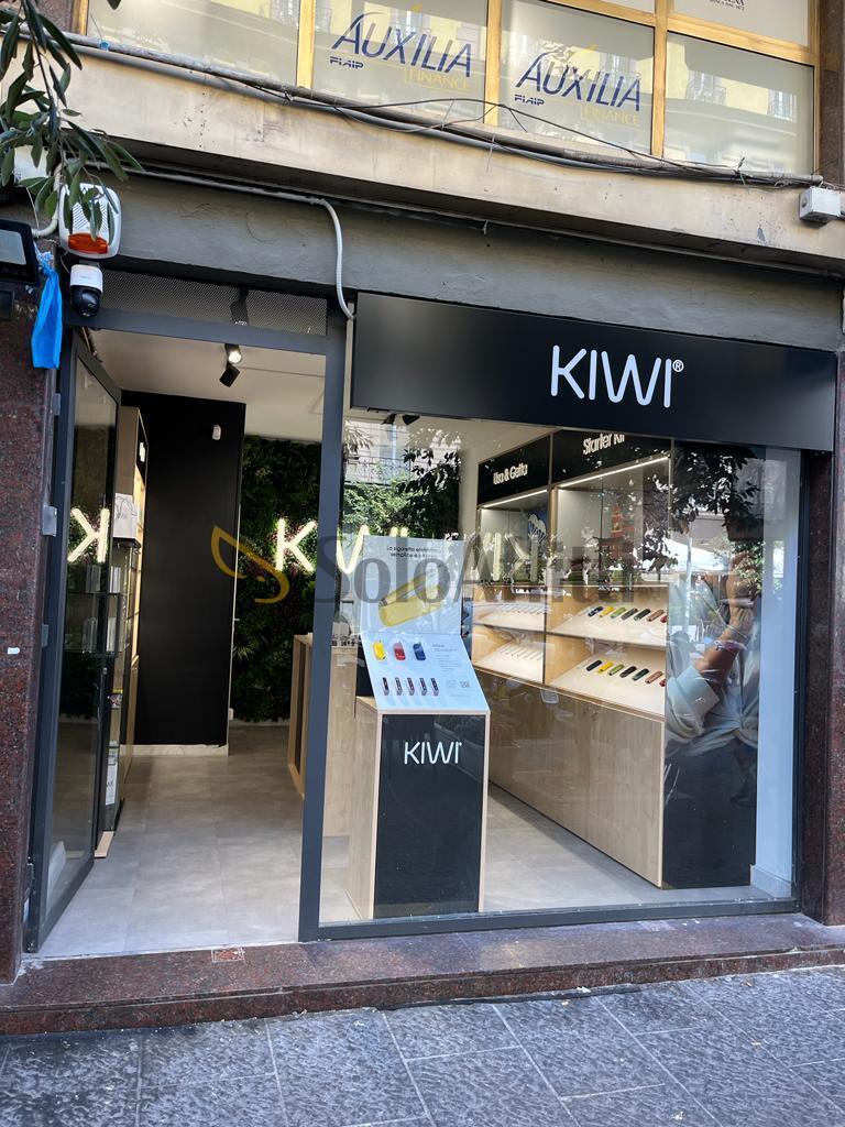 Affitto 1 vetrina, Napoli foto