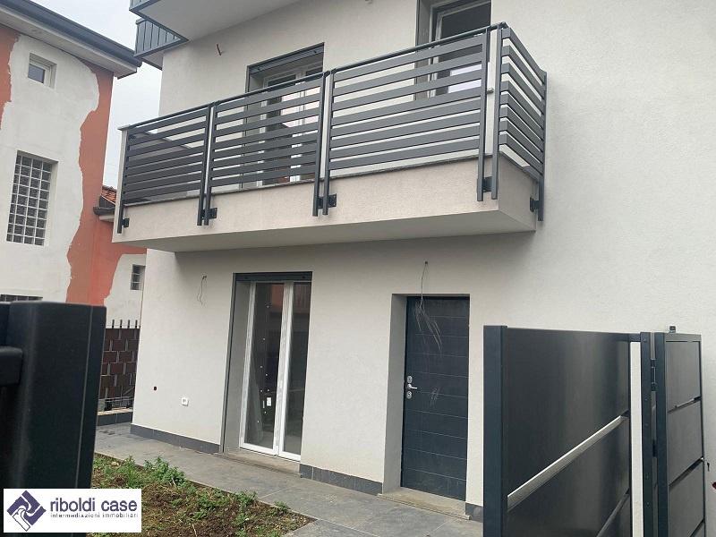 Vendita Quadrivani, Seveso foto