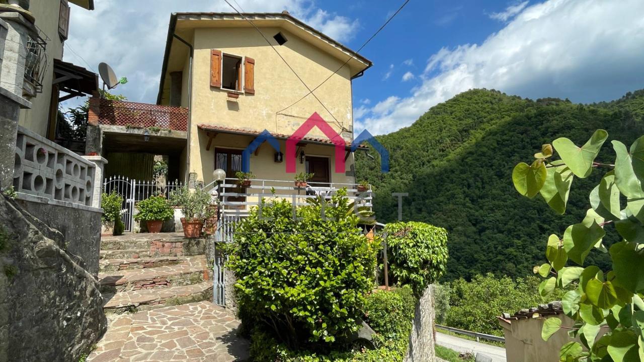 Vendita Casa indipendente, Villa Basilica foto