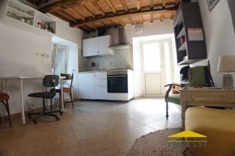 Vendita Trivani, Massa