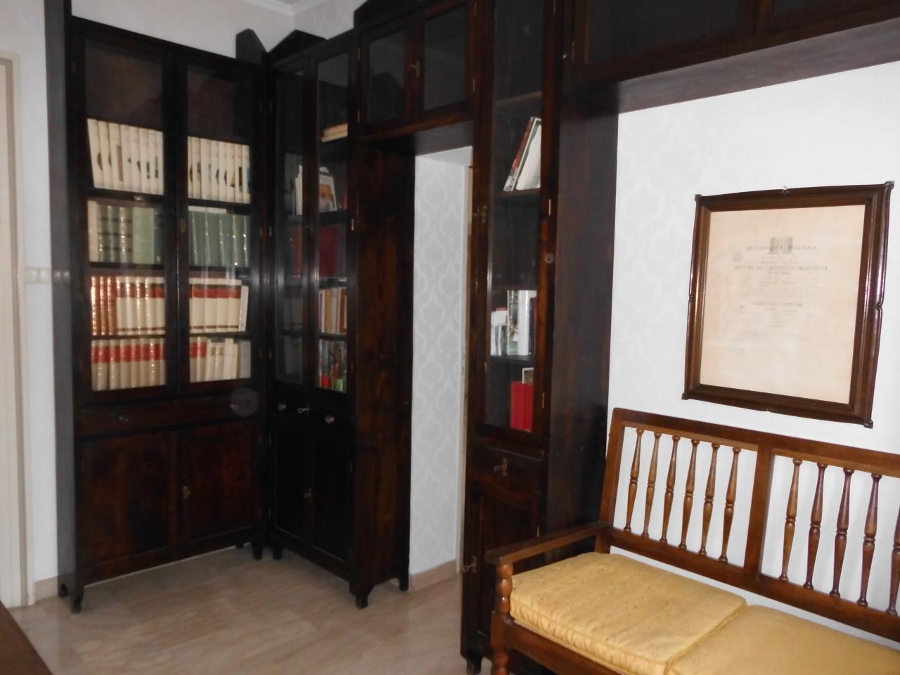 Vendita Pentavani, Jesi foto