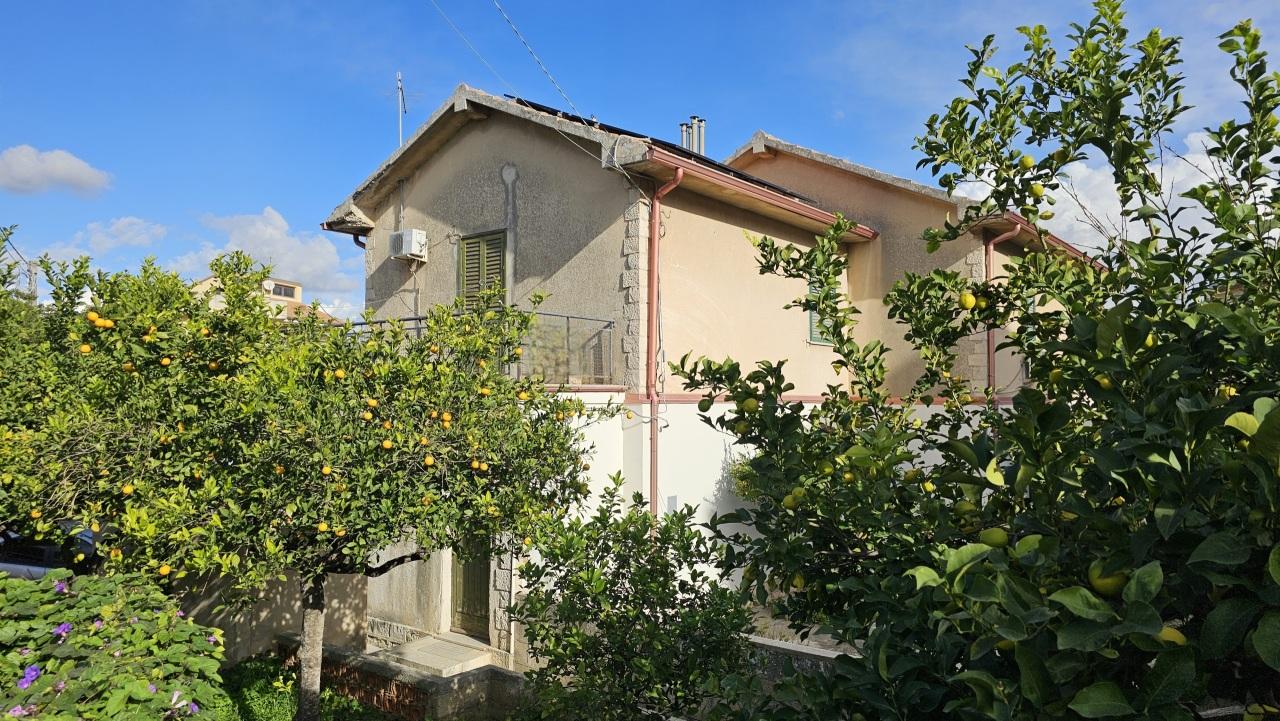 Vendita Quadrivani, Modica foto