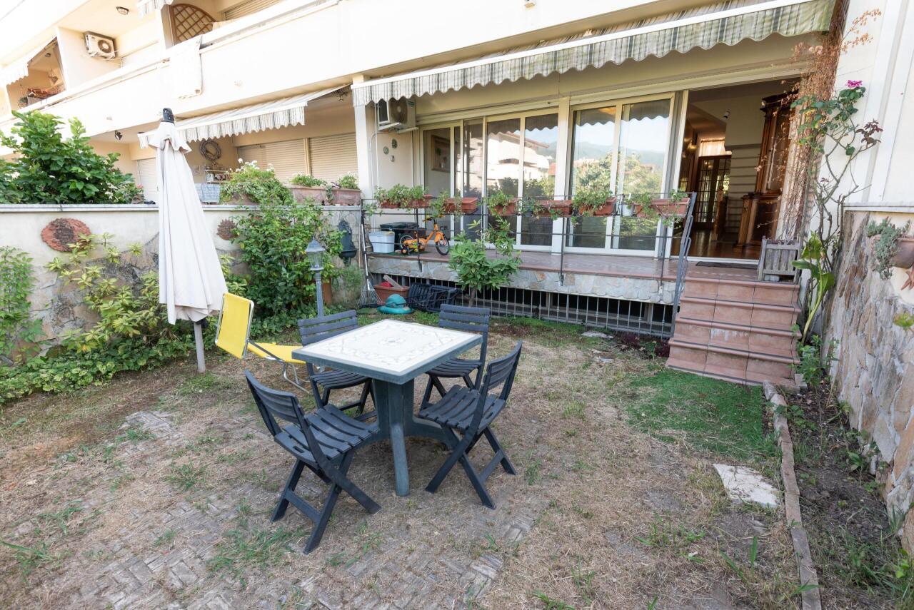 Vendita Esavani, Luni foto