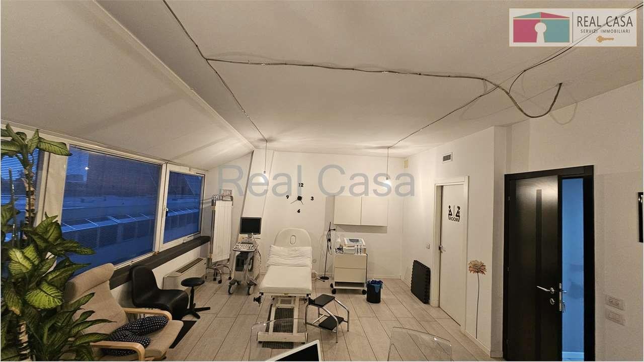 Affitto affitto, Modena foto