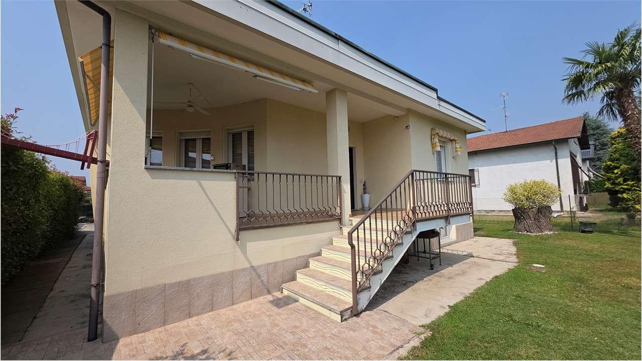 Vendita vendita, Lonate Ceppino foto