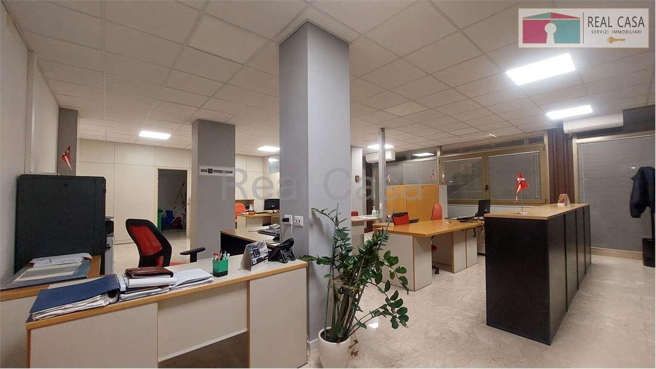 Vendita vendita, Modena foto