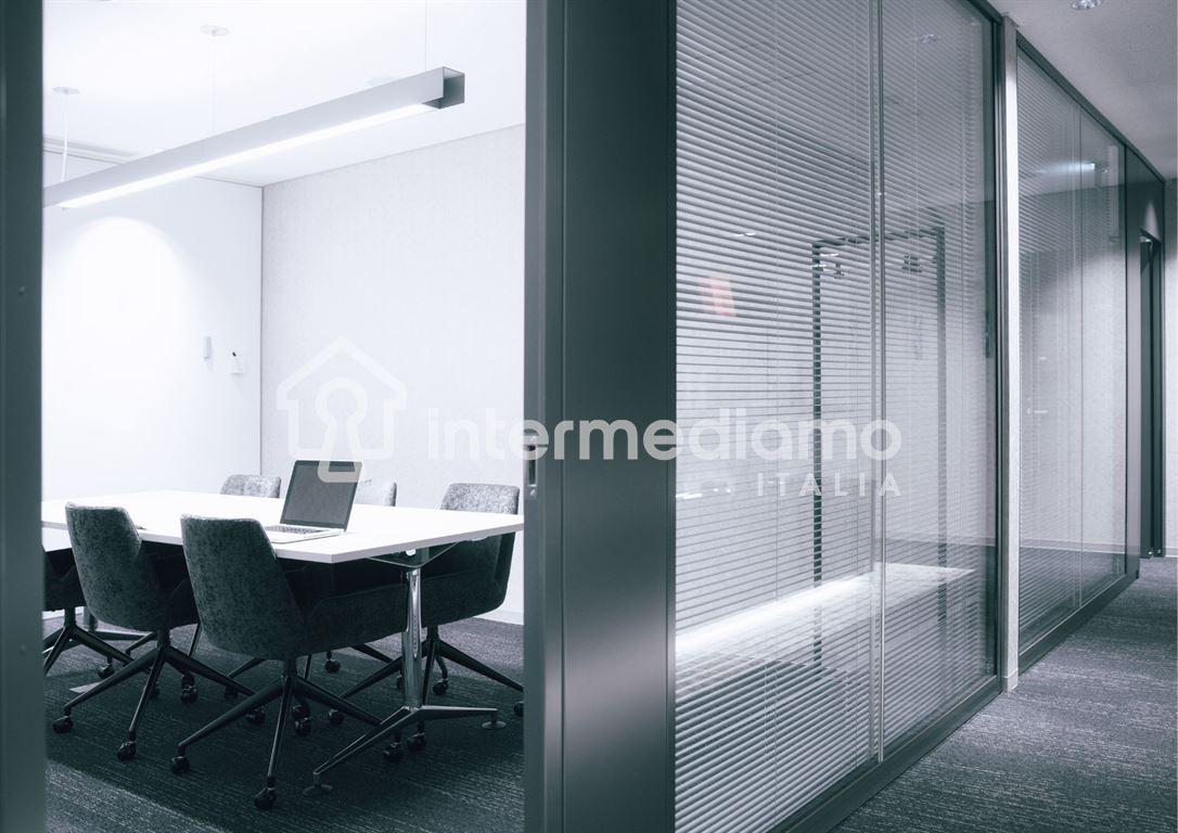 Vendita Ufficio, Arco foto