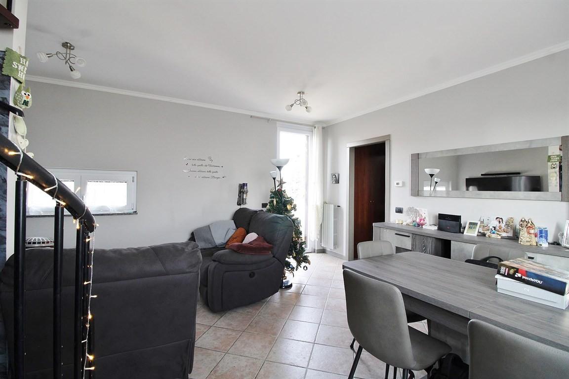 Vendita Appartamento, Parabiago foto