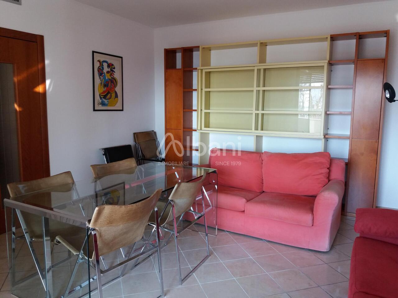 Renta Cuatro habitaciones, La Spezia foto