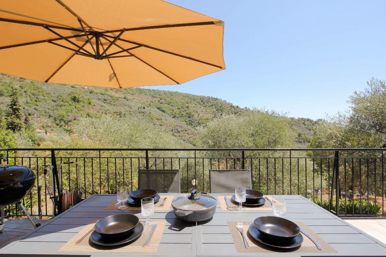 Vendita Quadrivani, Imperia foto