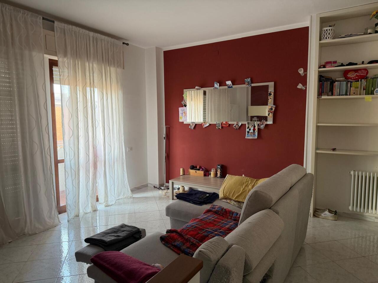 Vendita Quadrivani, Luni foto