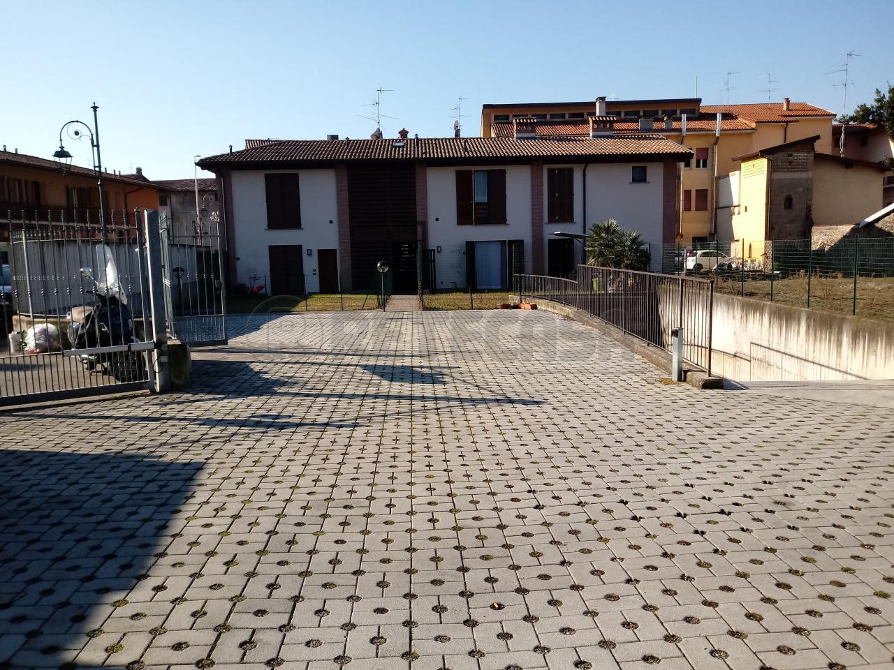 Affitto Bivani, Azzano San Paolo foto