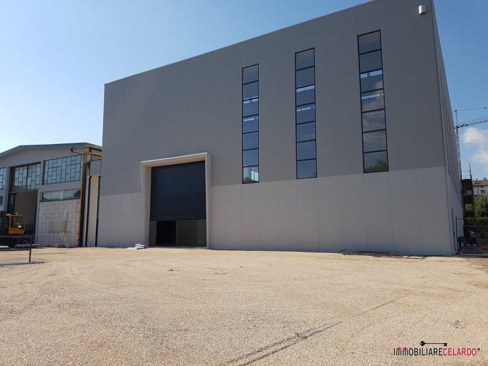 Vendita Loft, mansarde e attici, Monteriggioni foto