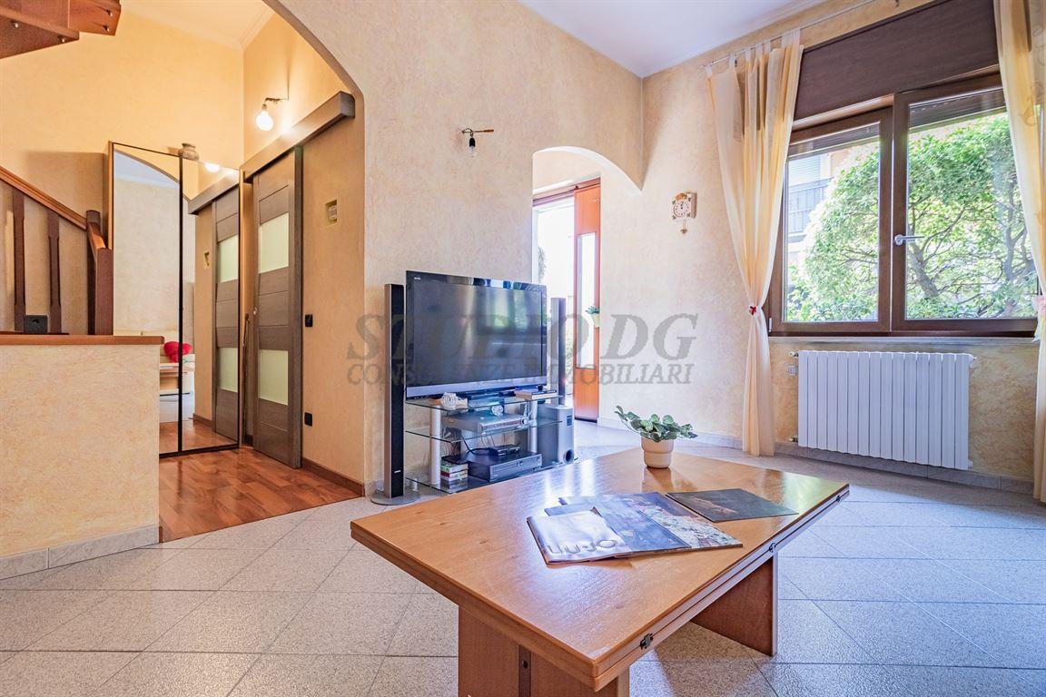 Vendita Casa Semindipendente, Limbiate foto