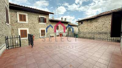 Vendita Casa indipendente, Villa Basilica