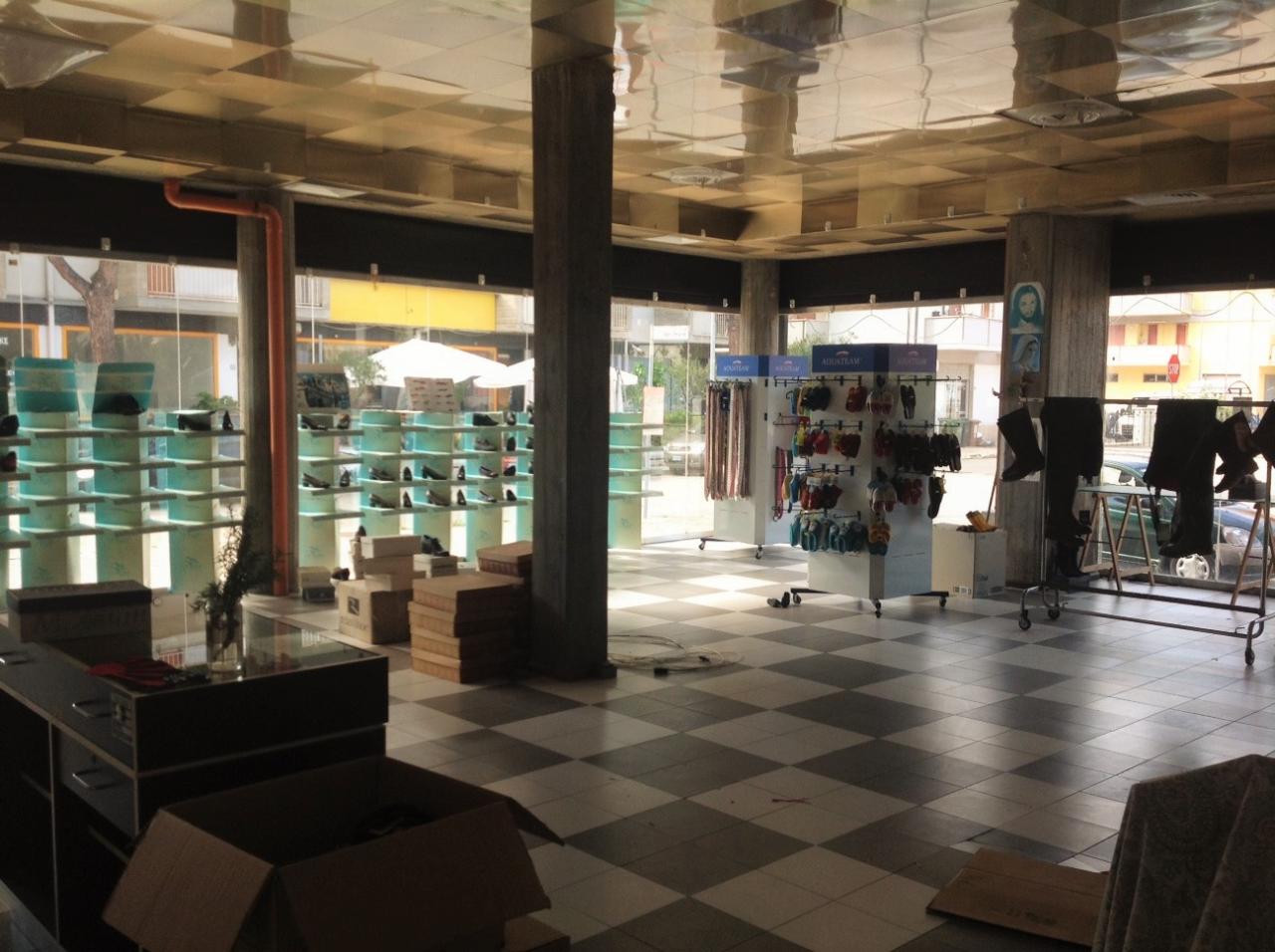 Affitto Locale commerciale, Martinsicuro foto