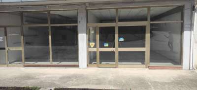 Rent Locale commerciale, Vacri